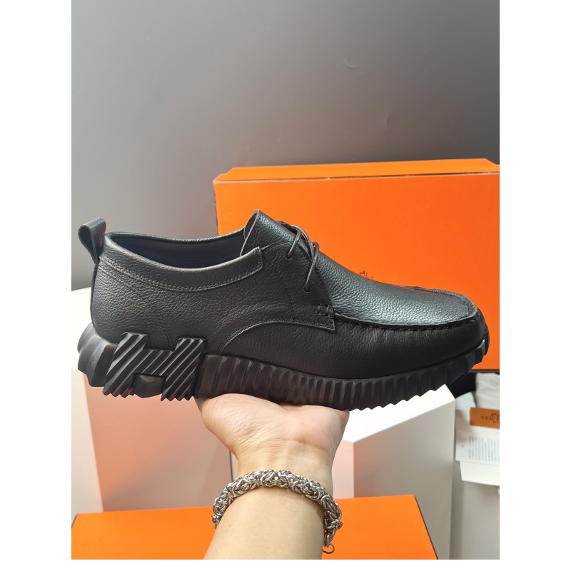 H**mes sneakers